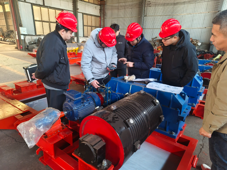 2026年1月7日寺后头水库建设项目卷扬机出厂验收